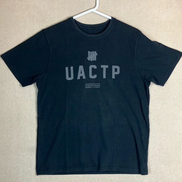 Undefeated Other - Undefeated UACTP Short Sleeve Graphic Print‎ Shirt Men’s size M